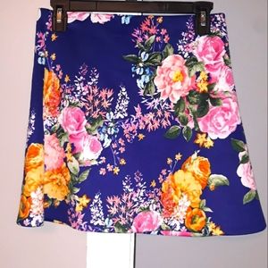 Bloomingdale's Aqua Girl's navy floral A-line skirt size XL